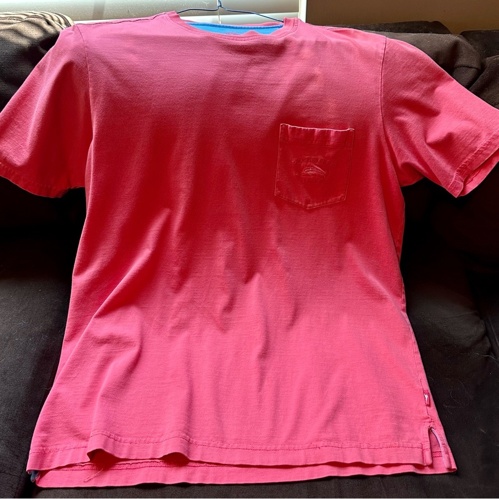 Authentic Tommy Bahama T-Shirt Size Small